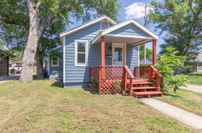 Photo - 610 W Republic Ave