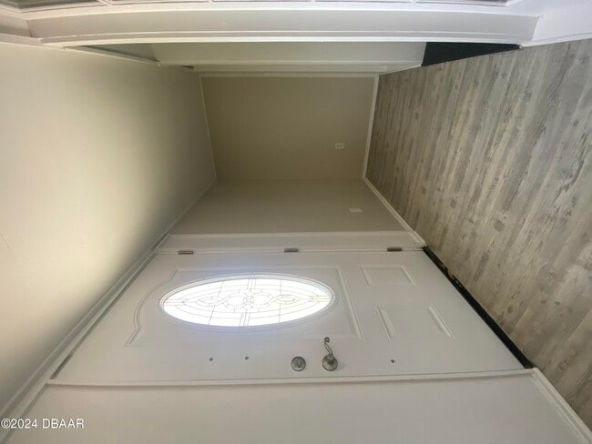 Photo - 28 Rivershore Dr