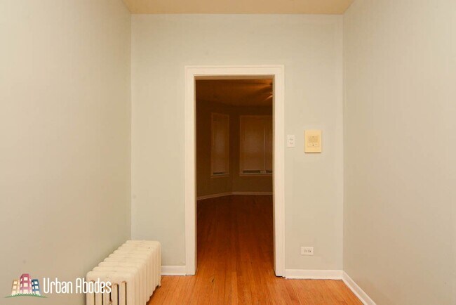 Photo - 4232 N Paulina St Unit M02B