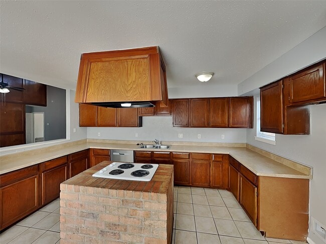 Photo - 15727 Cascade Point Dr