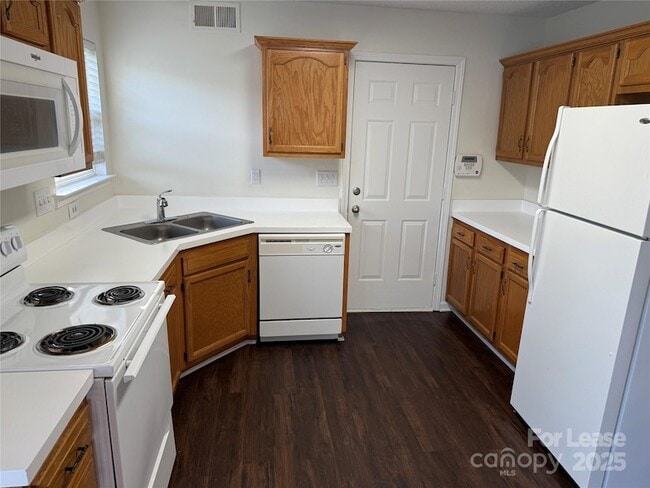 Photo - 8821 Cameron Spring Rd