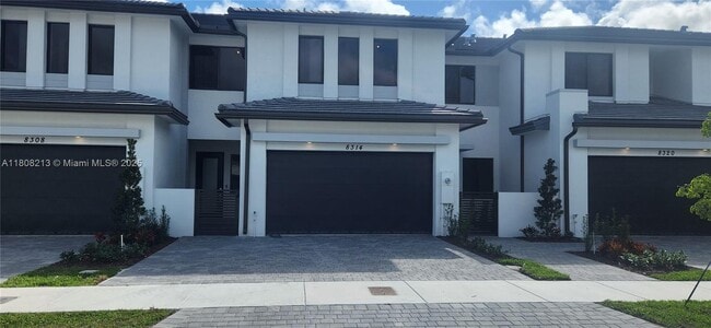 Photo - 8314 SW 120th Ter Townhome