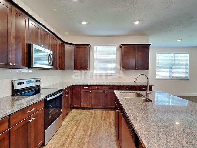 2401 E Wild Horse Way