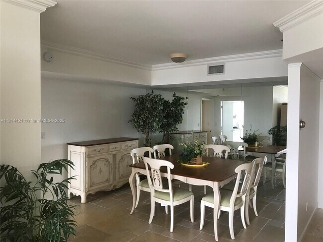 Building Photo - 7000 Island Blvd Unit 1608 Rental
