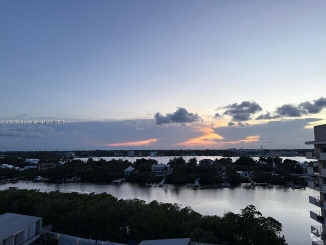 Building Photo - 3589 S Ocean Blvd Unit 914 Rental