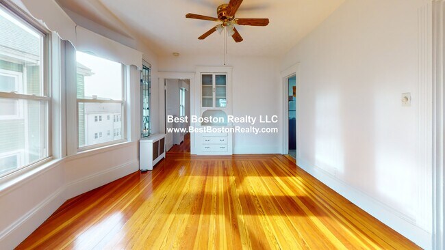 Photo - 24 Mayberry Ave Unit 3