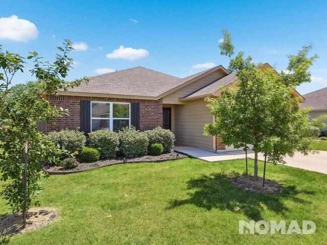 Building Photo - 536 Long Leaf Dr