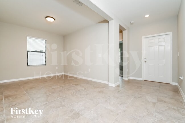 Photo - 14827 Crescent Rock Dr