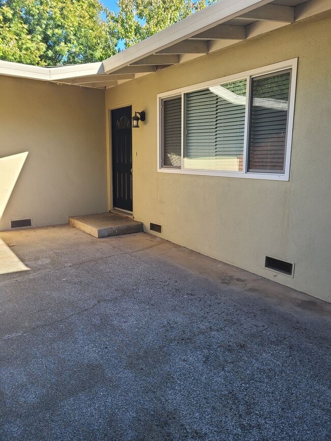 Photo - 139 W Lassen Ave Unit 24