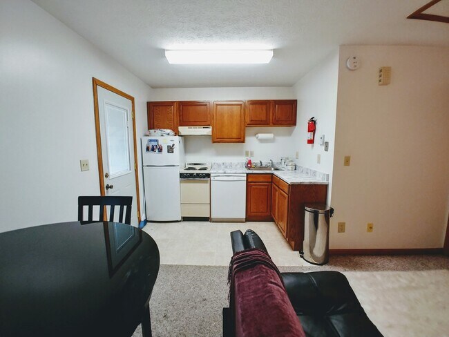 Photo - 2004 E 7th St Unit B