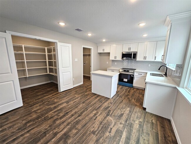 Photo - 10846 Kirktown Dr