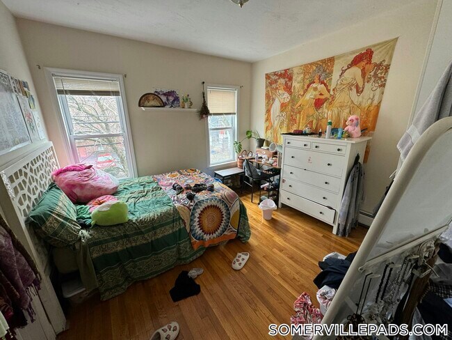 Photo - 38 Bond St Unit 3R