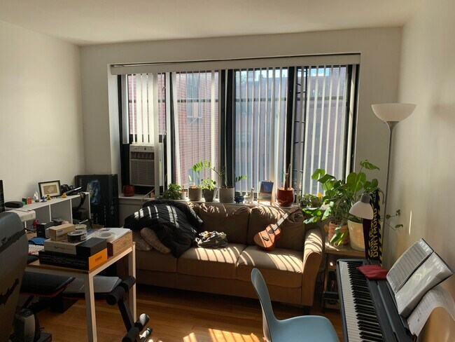 Photo - 65 Strathmore Rd Condo Unit 33