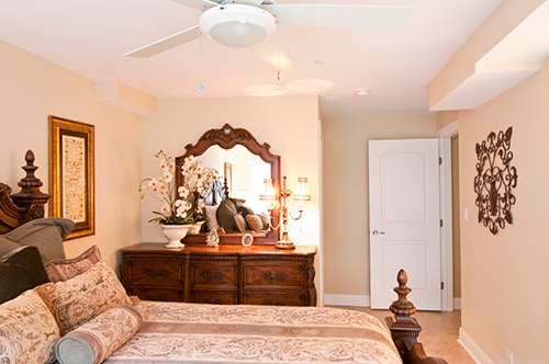 Photo - 2 S. Greenwood