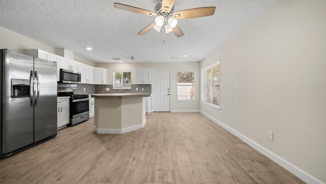 Photo - 2610 Cloverfield Ct