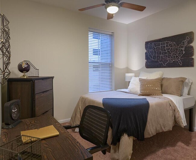 Photo - 828 Blowing Rock Rd Apartments Unit 1101