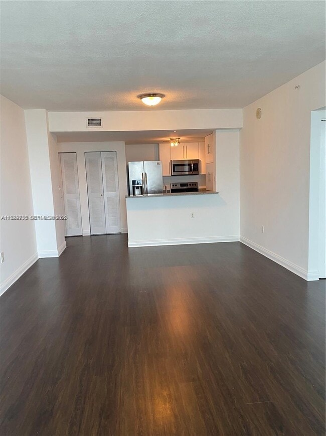 Photo - 275 NE 18th St Unit 02