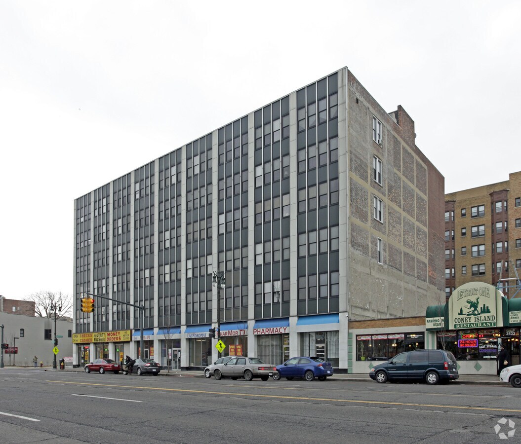 Photo - Peterboro Place