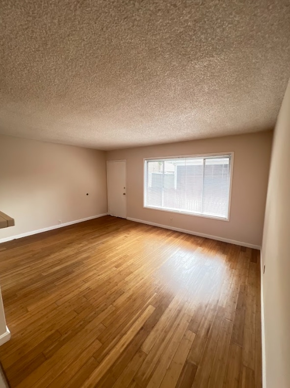 Photo - 2435 2nd St Unidad 2