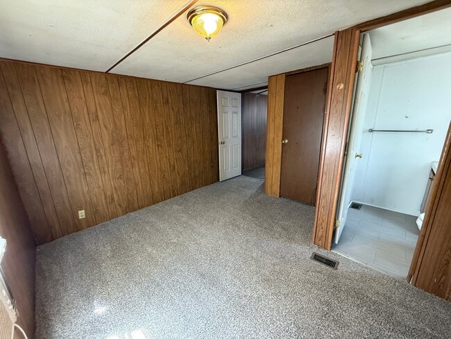 Photo - 100 Herman Ln