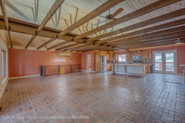 Photo - 109 Snowcap Dr