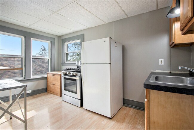 Photo - 613 Ridge St Unit Apt B