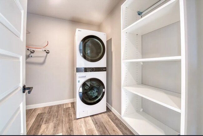 Photo - 2313A Mary Jane Blvd