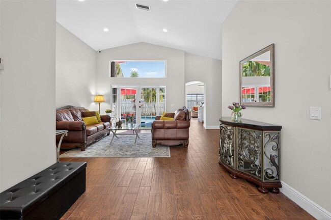 Photo - 1005 Cedar Falls Dr