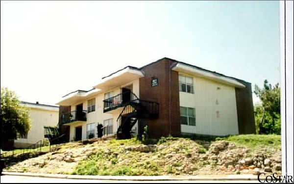 North Hill Manor - North Hill Manor Apartments
