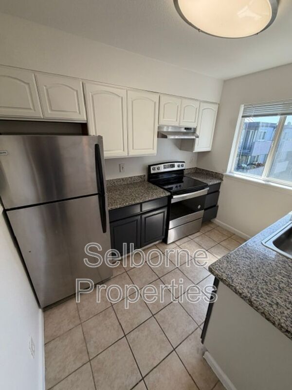 407 Fairmount Ave
