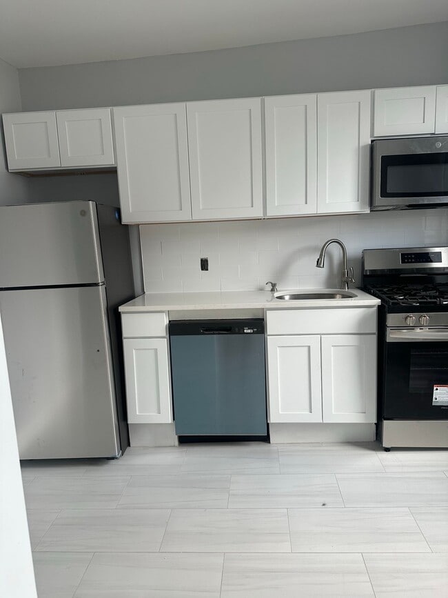 119 - Golden Crest 119 60th Street, LLC