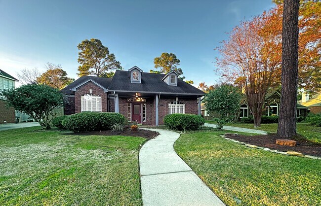 Building Photo - 3510 Cypressdale Dr