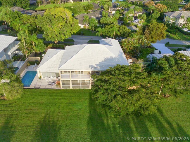 Photo - 11877 Pebblewood Dr Unit 202