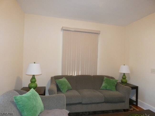 Photo - 199 E Main St Unit 1