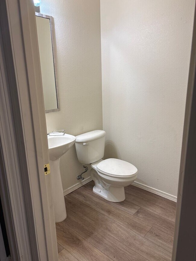 Photo - Rental home Near North Hills