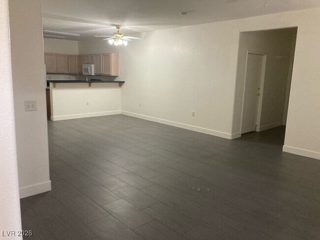 Photo - 2001 Quartz Cliff St Unit 103