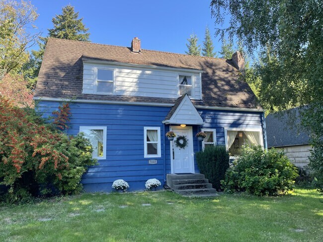 Photo - 7223 61st Ave SE