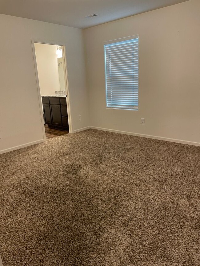 Photo - COMING SOON: 3BR/2BA Home in Nice Neighborhood in Webb City, MO.