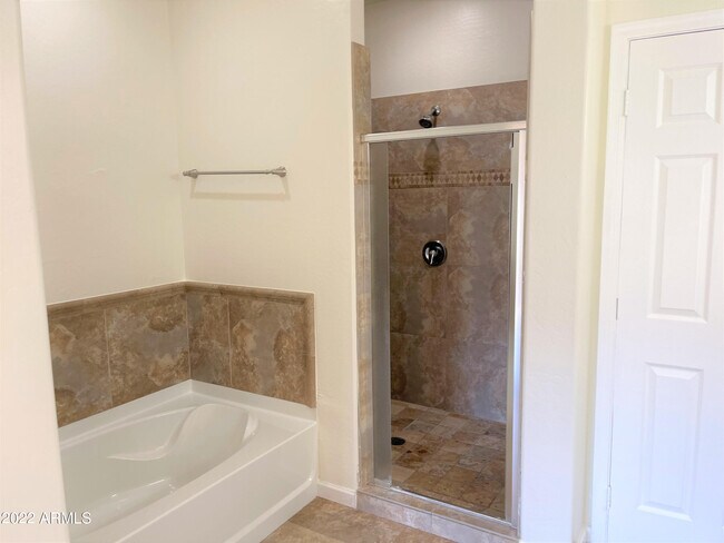 112 W Milada Dr