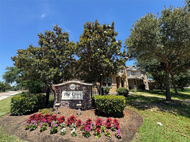 Photo - 8107 Gran Villa Dr