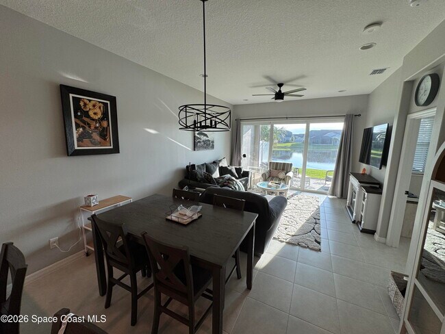 Photo - 3010 Avalonia Dr