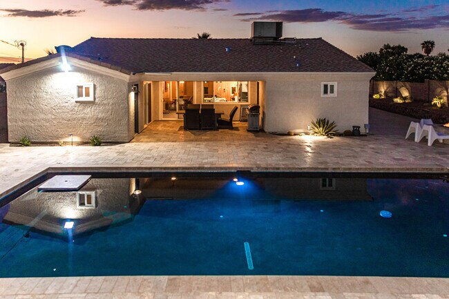 3420 Sheik Dr