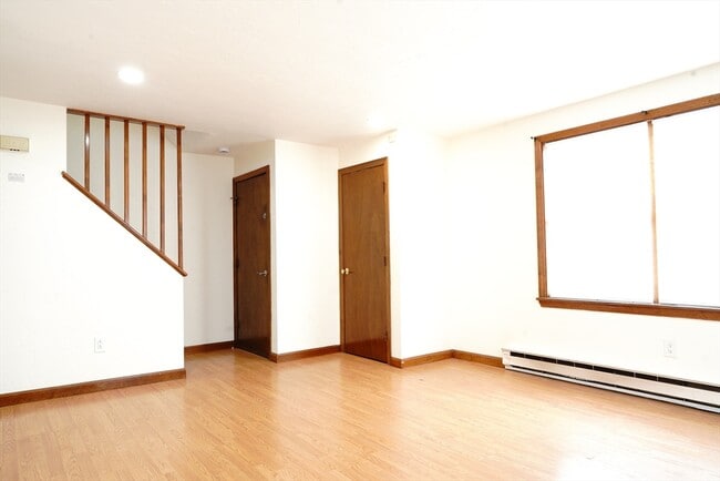 Photo - 3 Watson Ave