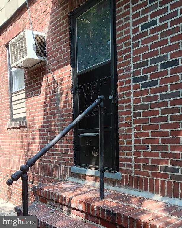 Building Photo - 238 Penn Blvd