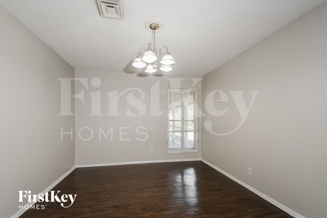 Photo - 3120 Durwood Dr