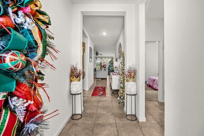 Photo - 6545 NW Oaklawn Way