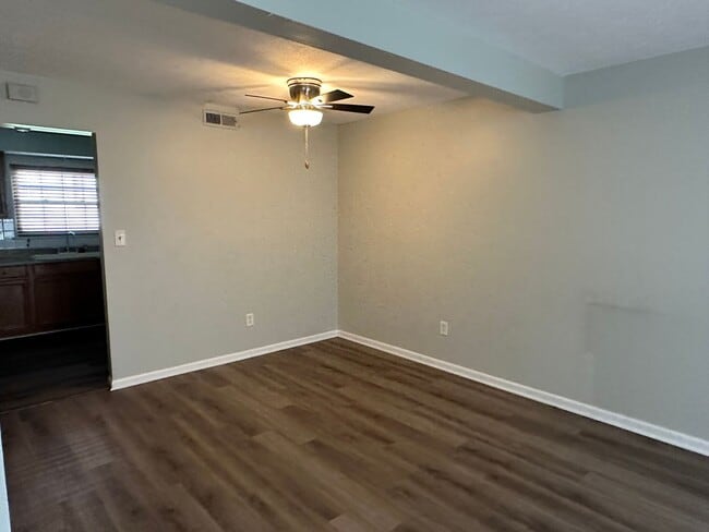 Photo - Spacious 3 bedroom in Willowick