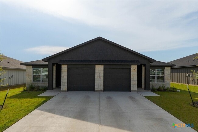 Building Photo - 911 Cherry Laurel Ln Rental