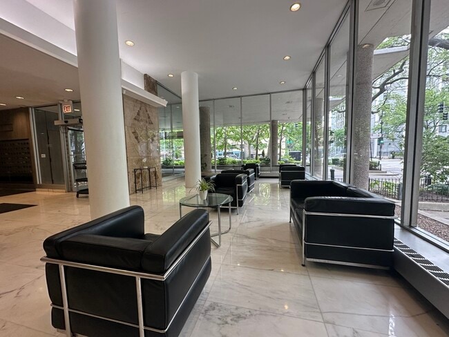 Photo - 5757 N Sheridan Rd Unit 17H