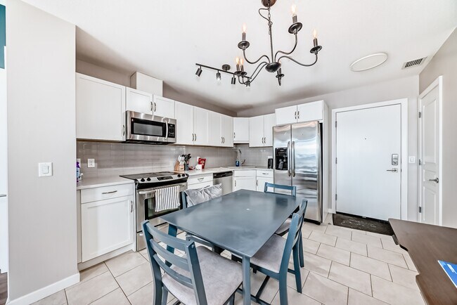 Photo - 1320-2503-1321 1st St SE